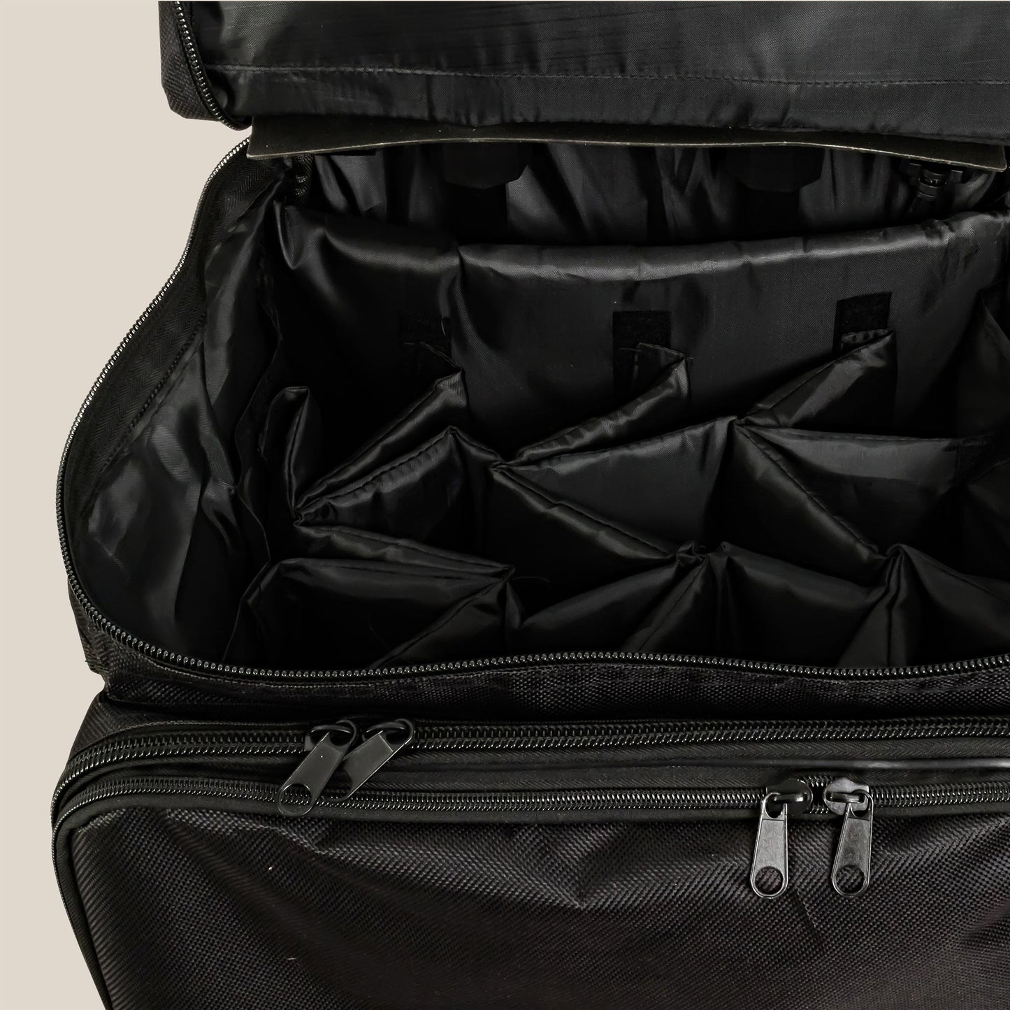 12-Bottle Wine Roller Bag